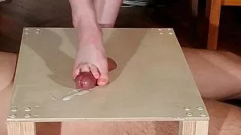 play دومينا عارية أقدام الديك الدوس & footjob مع شاعر المليون ضخمة pt2 hd