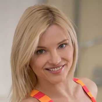 Pornostar Zazie Skymm