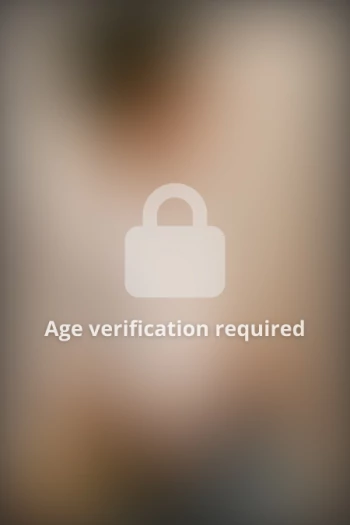 Gwiazda porno Miley Grey